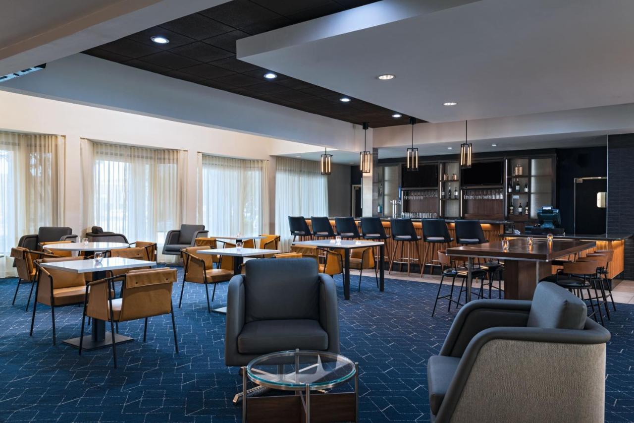 Courtyard By Marriott San Antonio Airport Hotell Eksteriør bilde