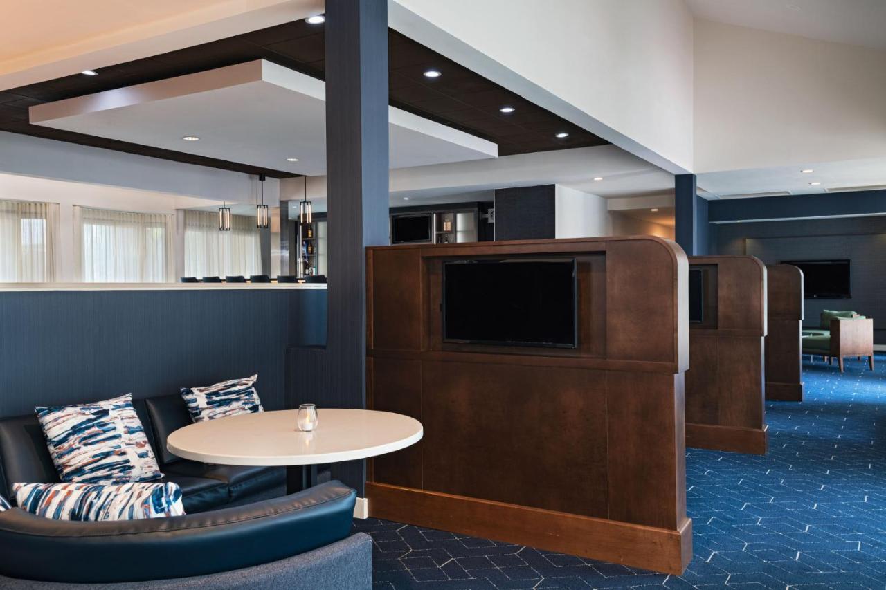 Courtyard By Marriott San Antonio Airport Hotell Eksteriør bilde