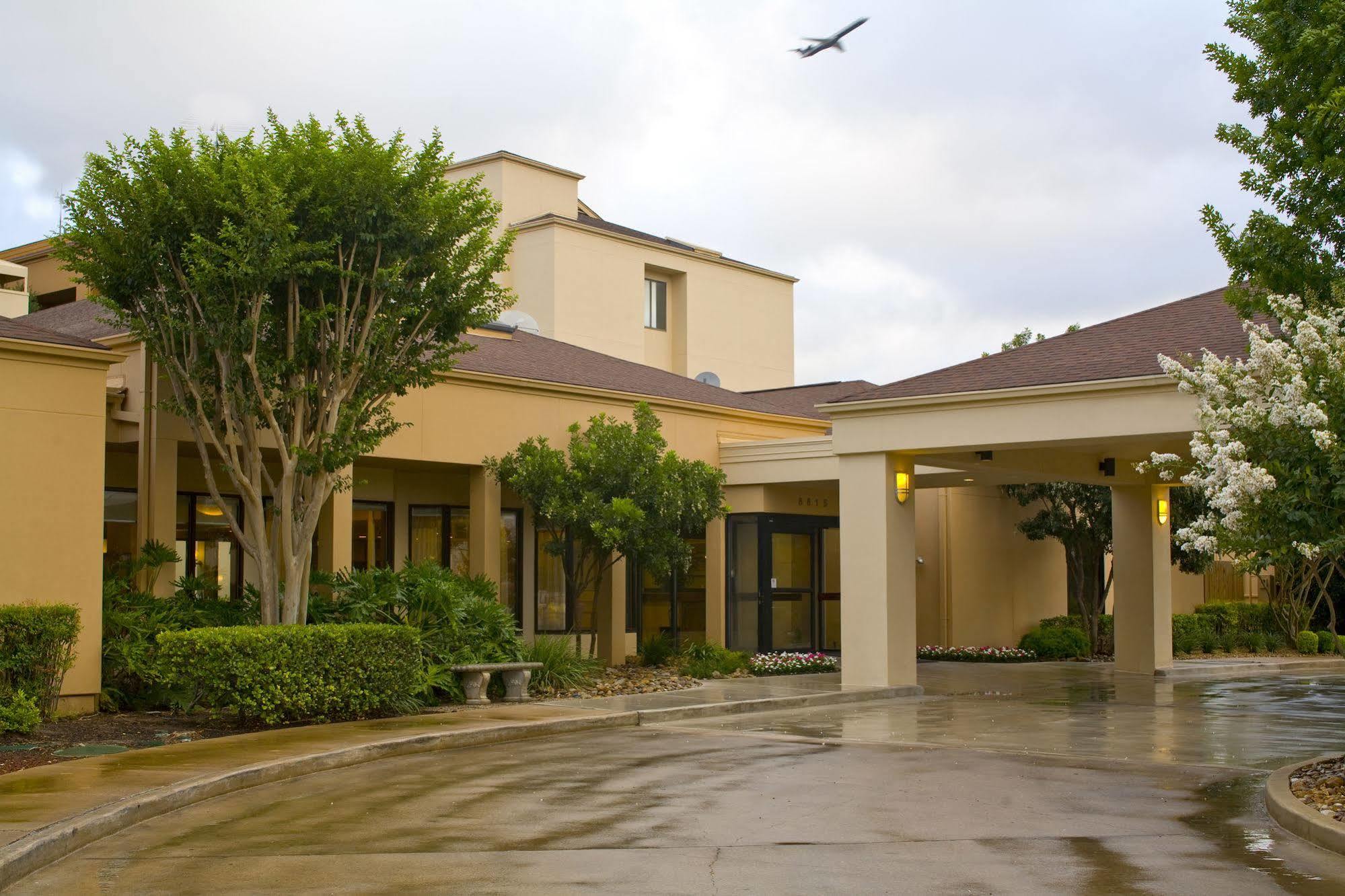 Courtyard By Marriott San Antonio Airport Hotell Eksteriør bilde
